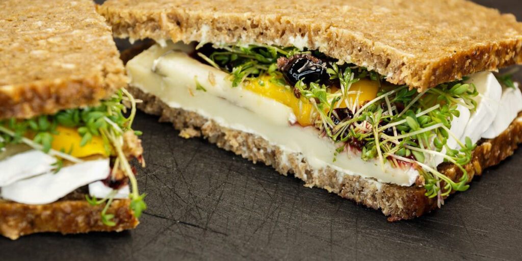 фото сэндвич с микрозеленью