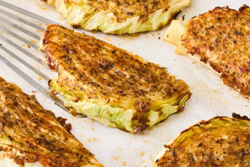 запечена капуста з пармезаном